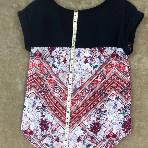 Women's top - Picture 5 of 6